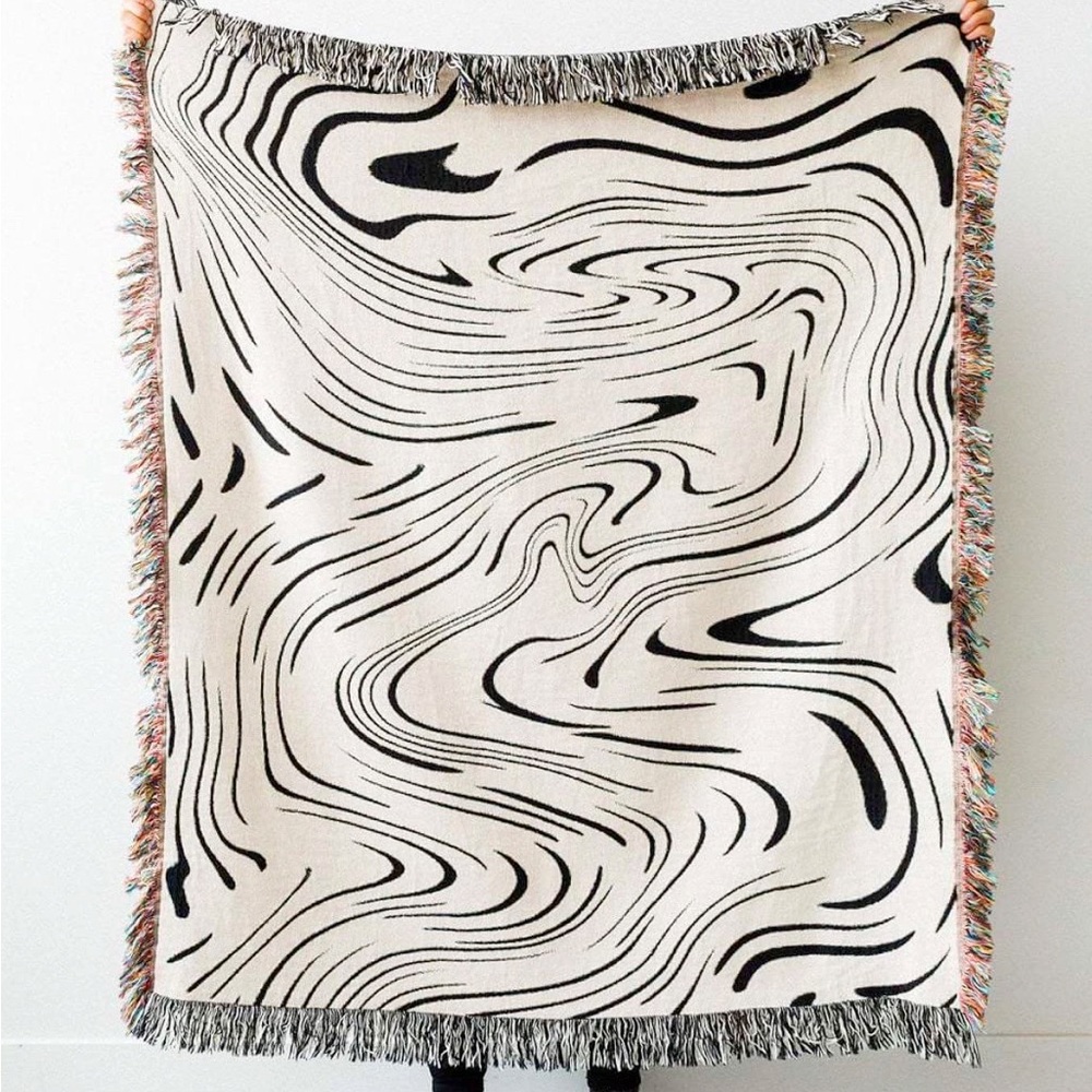 WAVY Boho Blanket 🖤 - Picture 1 of 5
